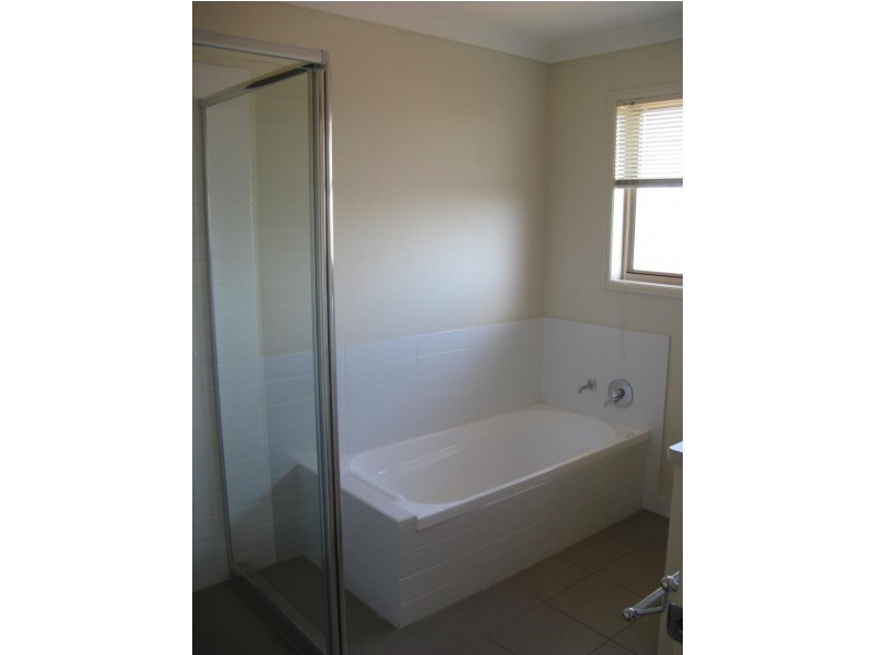 56 Johnston Street, Carina QLD 4152