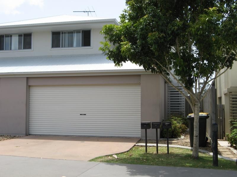 DG / 110 Lexey Crescent, Wakerley QLD 4154
