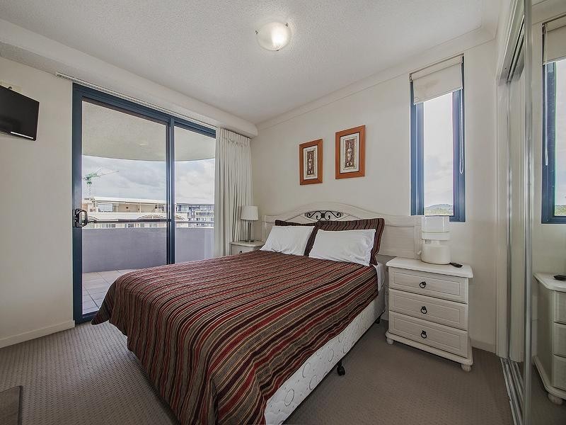 702 / 21 Patrick Lane, Toowong QLD 4066