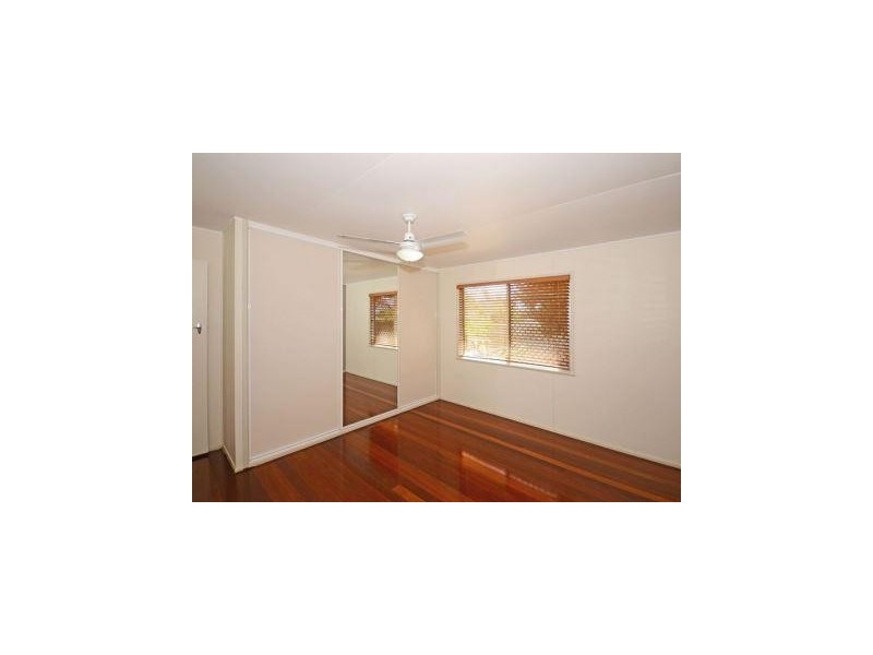 29 Ann Street, Torquay QLD 4655