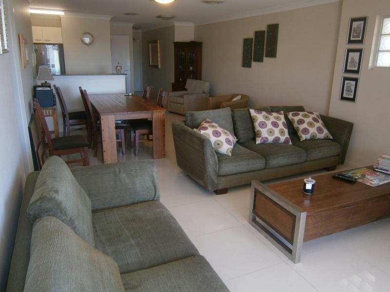 106 Racecourse Road, Ascot QLD 4007