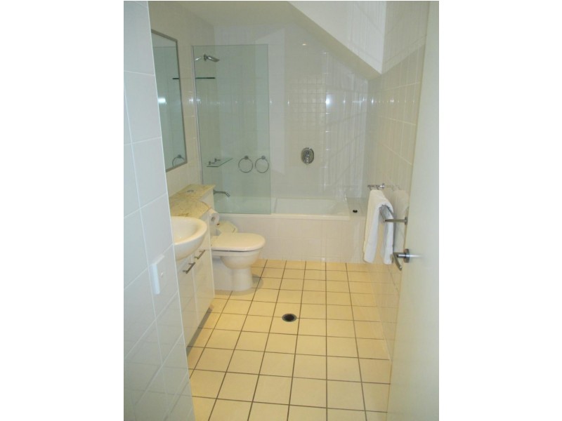 unit 606 / 241 The Esplanade, Pialba QLD 4655