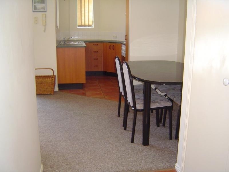 3/140 MARINE PARADE, Southport QLD 4215