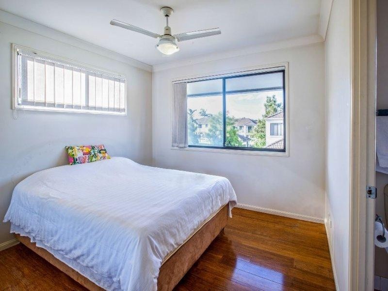 40/15 Violet Close, Eight Mile Plains QLD 4113