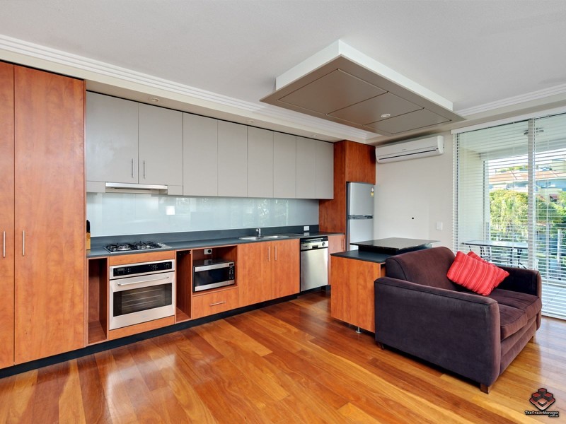 406/42 NEWSTEAD TERRACE, Newstead QLD 4006