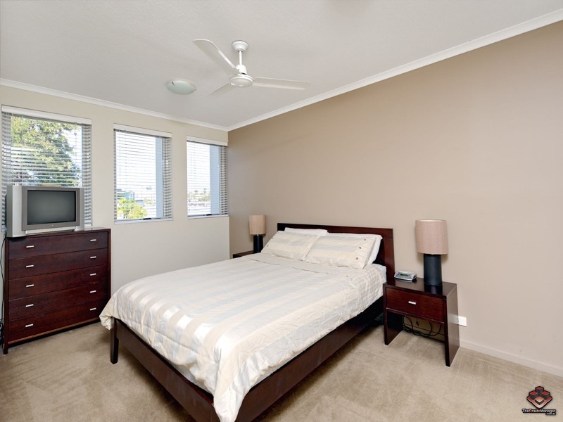 406/42 NEWSTEAD TERRACE, Newstead QLD 4006