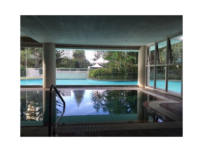 1 Peak Avenue, Main Beach QLD 4217