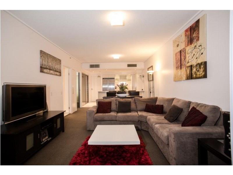 30 Macrossan St, Brisbane QLD 4000