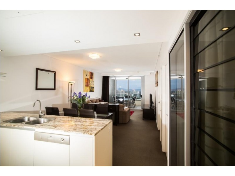 30 Macrossan St, Brisbane QLD 4000