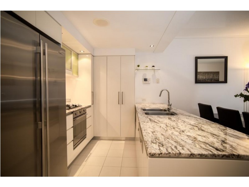 30 Macrossan St, Brisbane QLD 4000