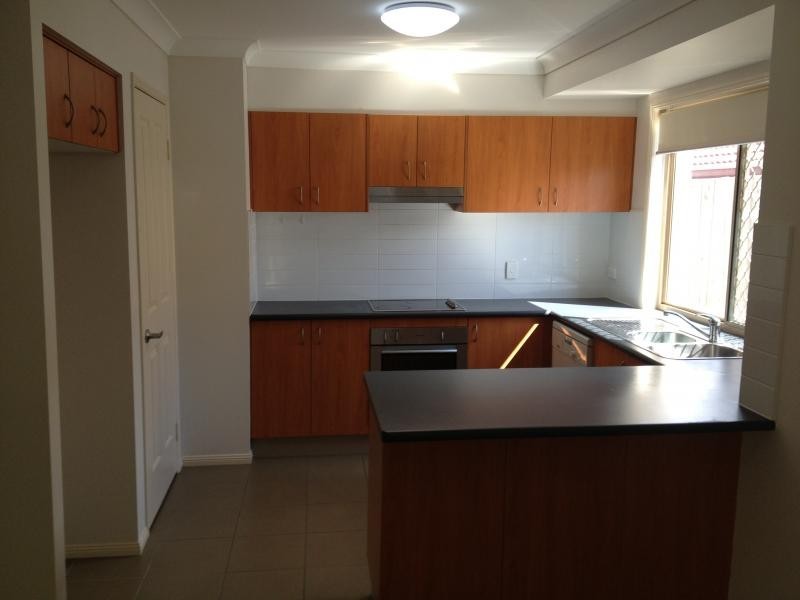 39 Johnston Street, Carina QLD 4152