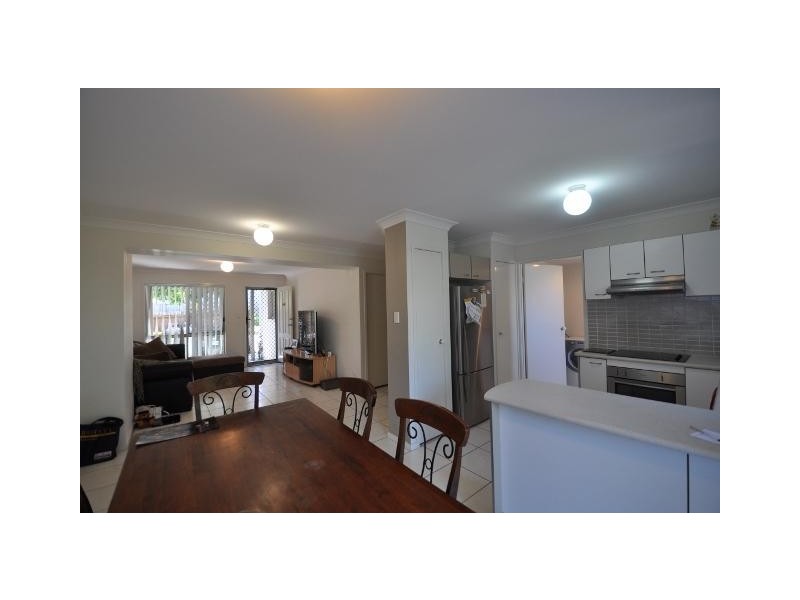 130 Jutland Street, Oxley QLD 4075