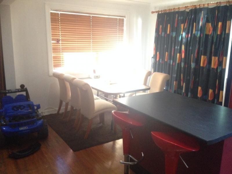 37 Kumbari Ave, Southport QLD 4215