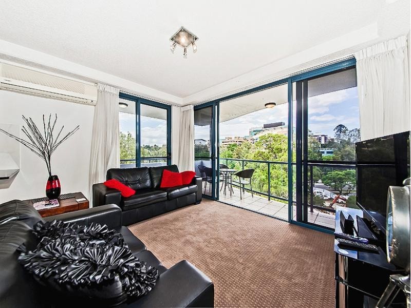 21 Patrick Lane, Toowong QLD 4066