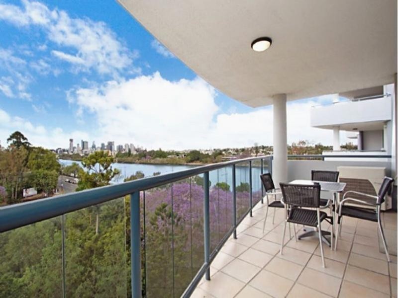 21 Patrick Lane, Toowong QLD 4066