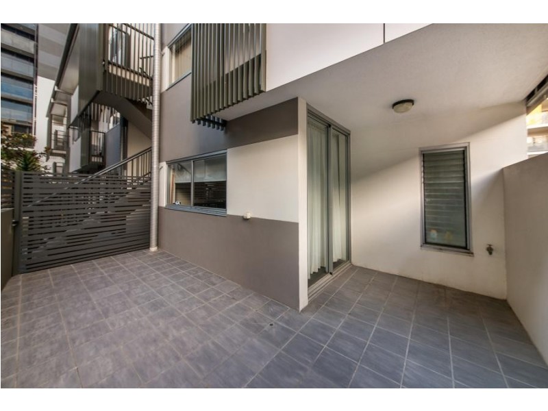 28 Masters Street, Newstead QLD 4006