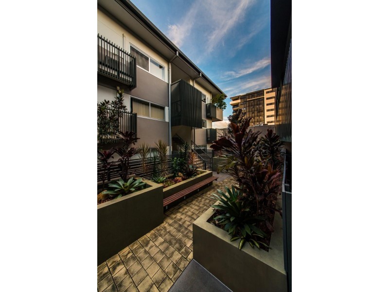 28 Masters Street, Newstead QLD 4006