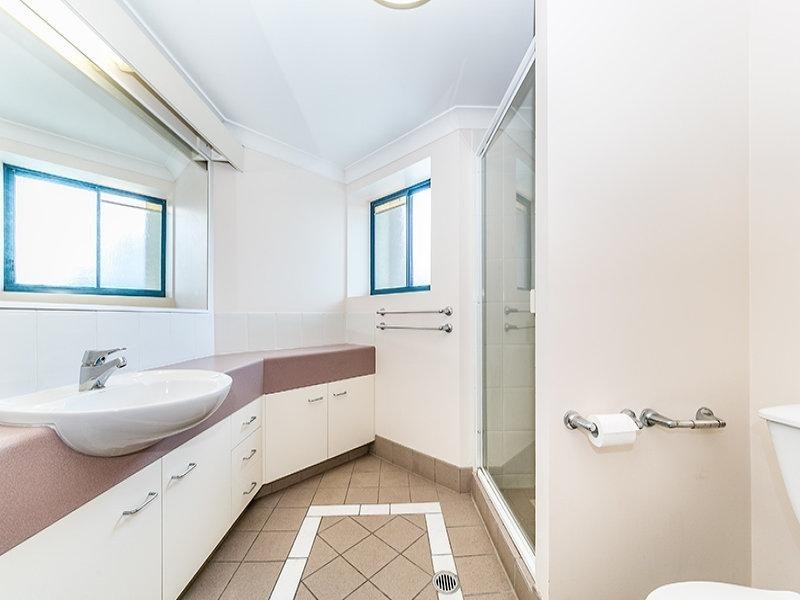35 Ferry Street, Kangaroo Point QLD 4169