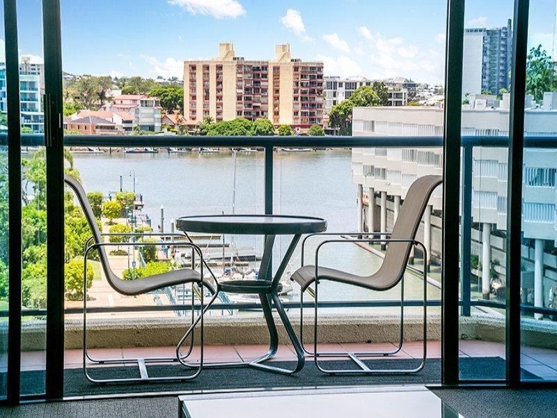 35 Ferry Street, Kangaroo Point QLD 4169