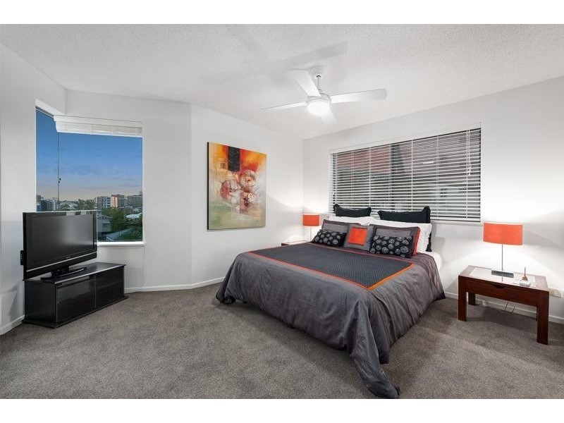 7 Boyd ST, Bowen Hills QLD 4006