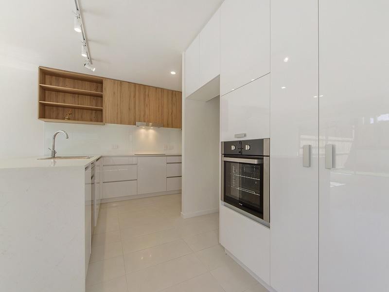 17 / 8 Russell Street, Everton Park QLD 4053