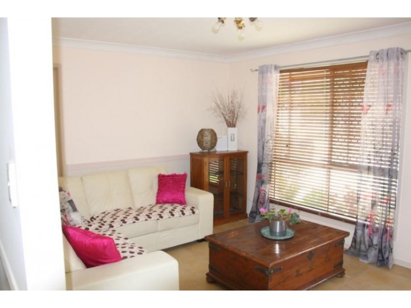 3a / 266 Henty Drive, Redbank Plains QLD 4301