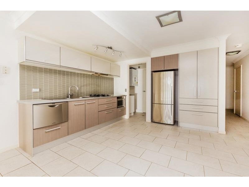 10/3108 The Boulevard, Carrara QLD 4211