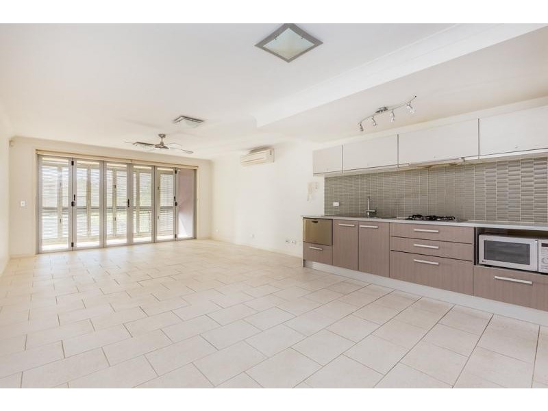 10/3108 The Boulevard, Carrara QLD 4211