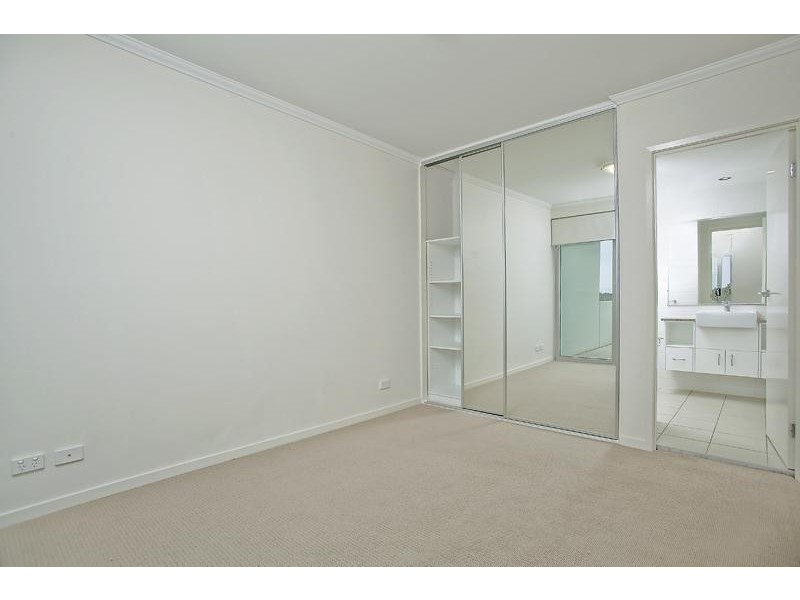 11 / 24 Allwood St, Indooroopilly QLD 4068