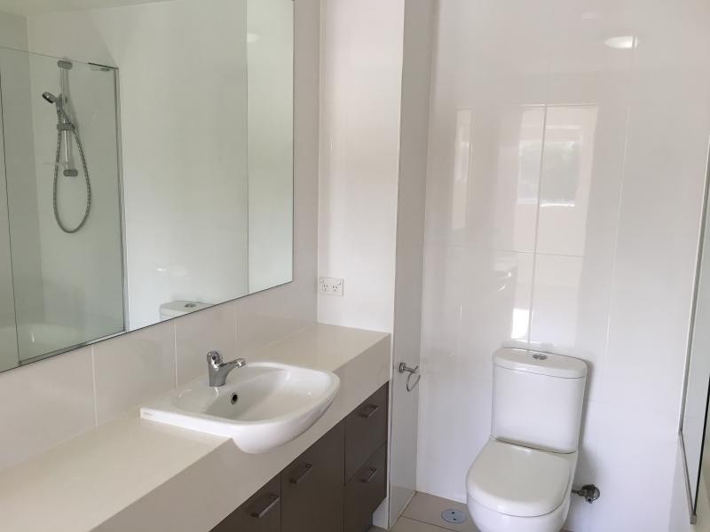 11 Riding Road, Hawthorne QLD 4171