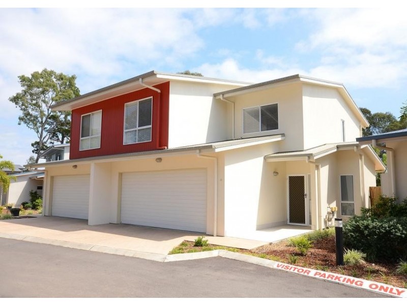 71 Elizabeth st, Urangan QLD 4655