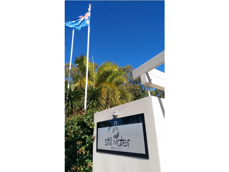 71 Elizabeth st, Urangan QLD 4655