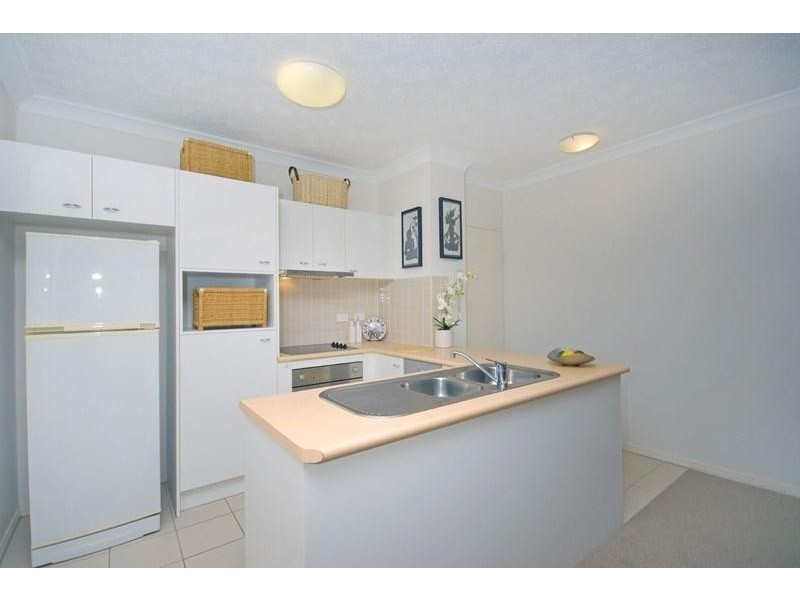 3/36 Holland Street, Toowong QLD 4066