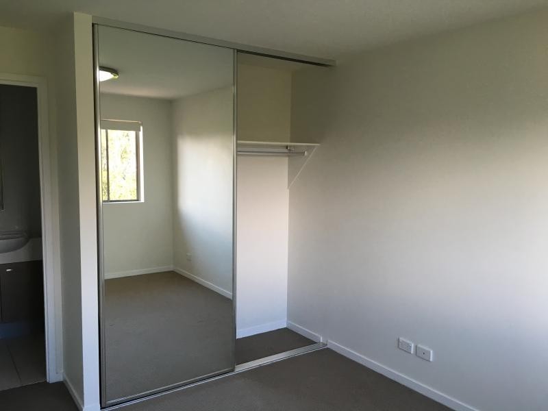 11 Riding Road, Hawthorne QLD 4171