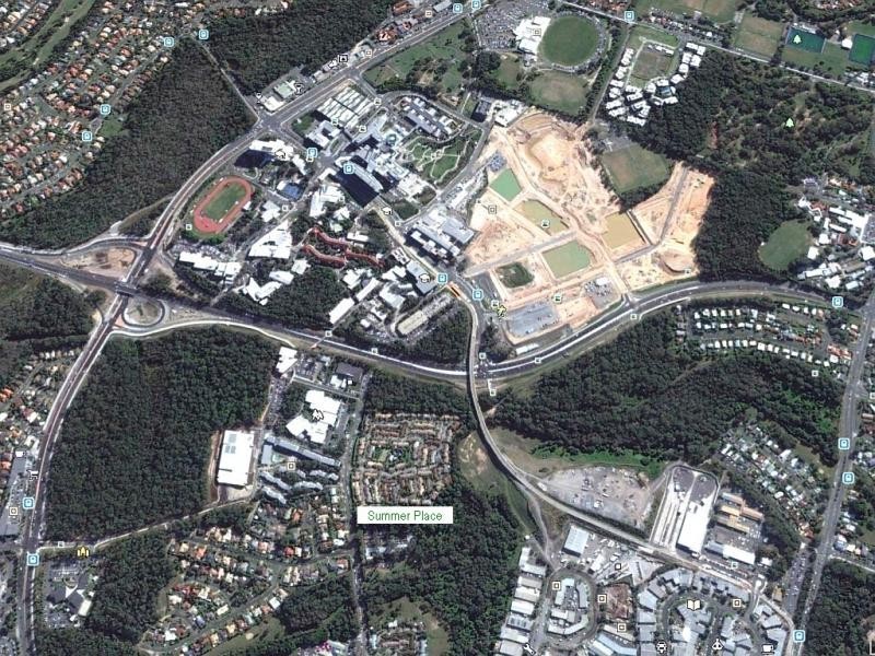 8/97 Edmund Rice Drive, Southport QLD 4215