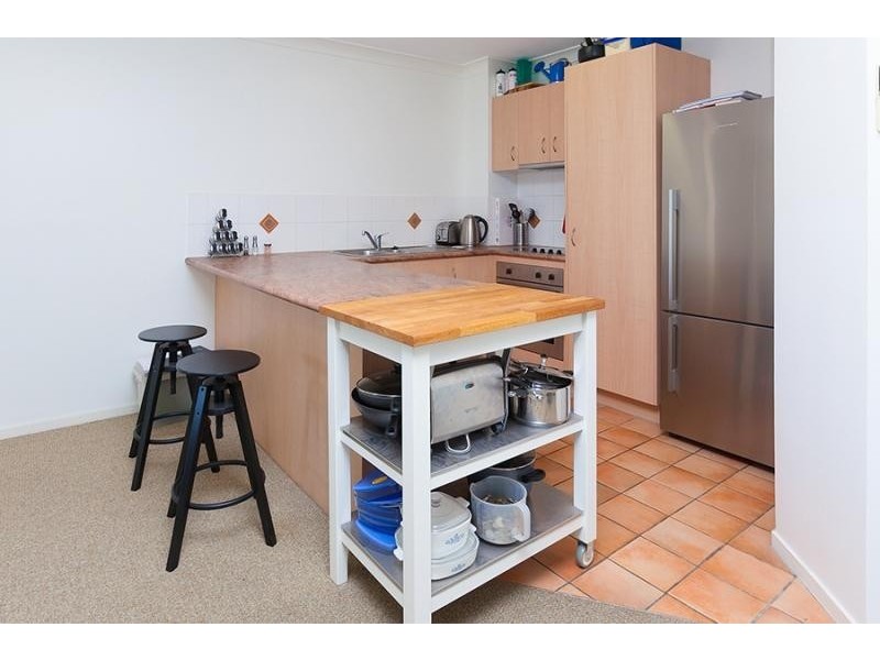 A3/52-62 NEWSTEAD TERRACE, Newstead QLD 4006