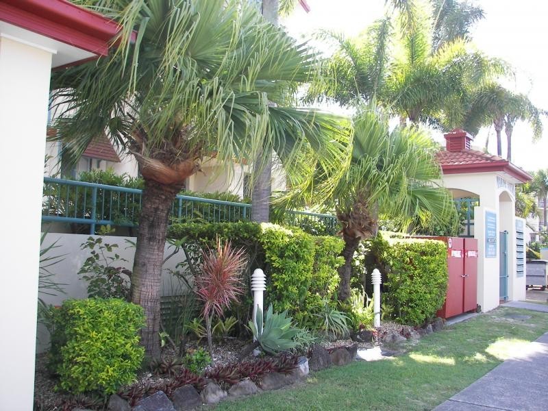 16/140 MARINE PARADE, Southport QLD 4215
