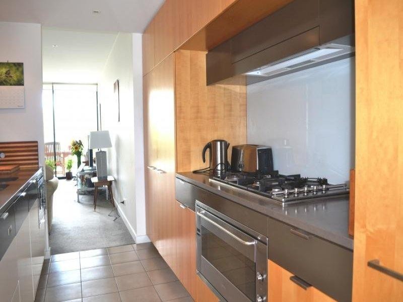 216/10 Pidgeon Close, West End QLD 4101