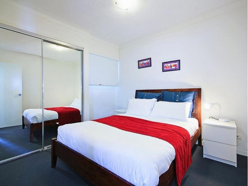 21 Patrick Lane, Toowong QLD 4066