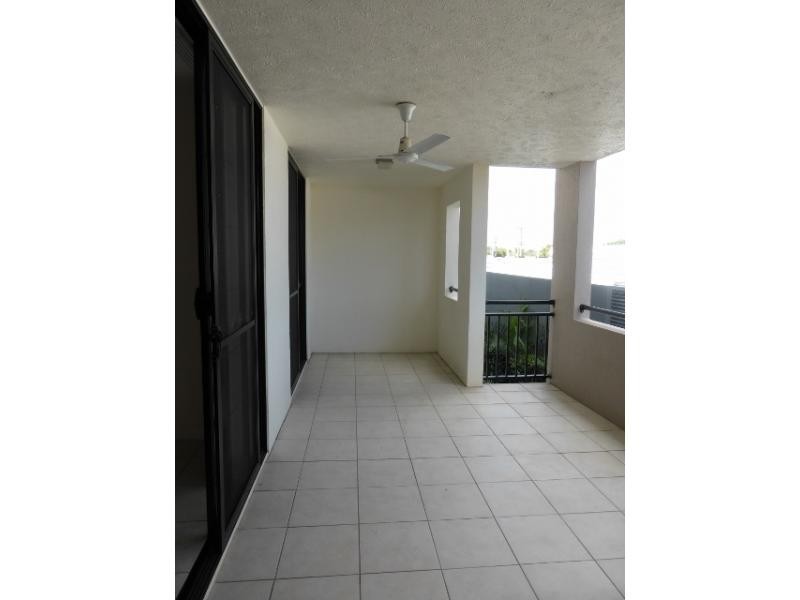 1 / 6-24 Henry Street, West End QLD 4810