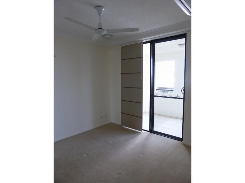 1 / 6-24 Henry Street, West End QLD 4810