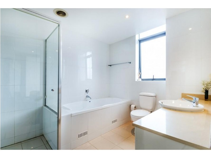 1 / 6-10 Romsey St, Waitara NSW 2077