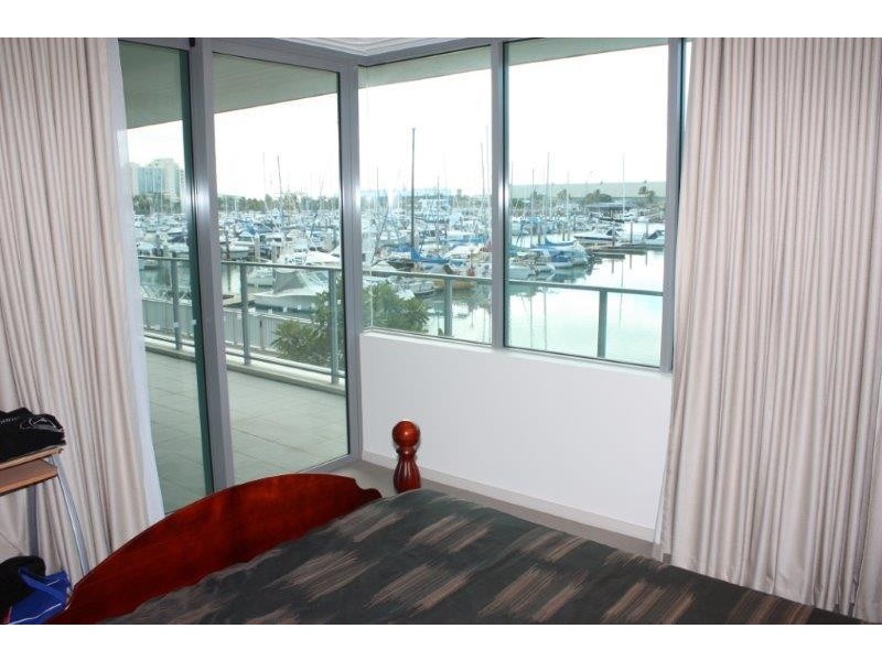 2108/6 Mariners Drive, Townsville City QLD 4810