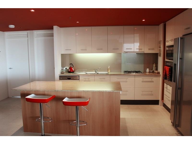 105 Scarborough Street, Southport QLD 4215