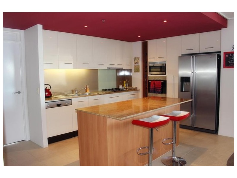 105 Scarborough Street, Southport QLD 4215