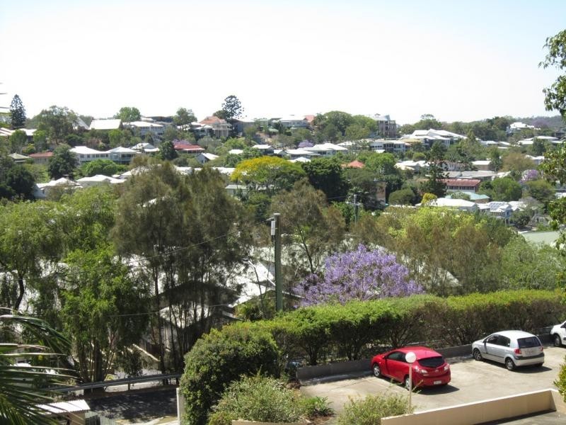 96 Norman Crescent, Norman Park QLD 4170