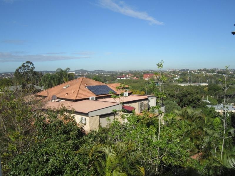 96 Norman Crescent, Norman Park QLD 4170