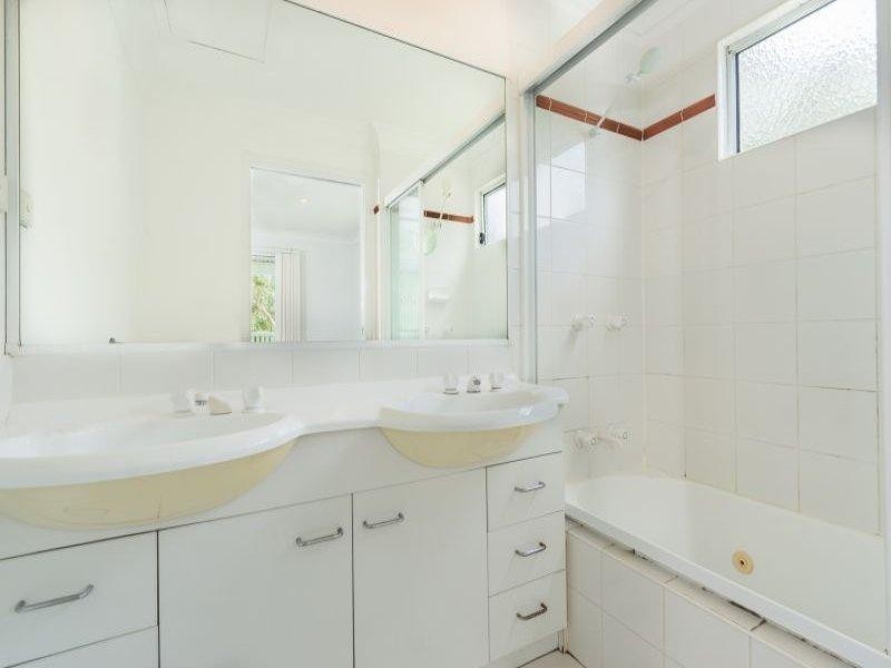 Unit 25 206 DArcy Road, Norman Park QLD 4170