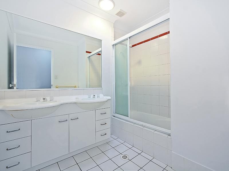 Unit 25 206 DArcy Road, Norman Park QLD 4170