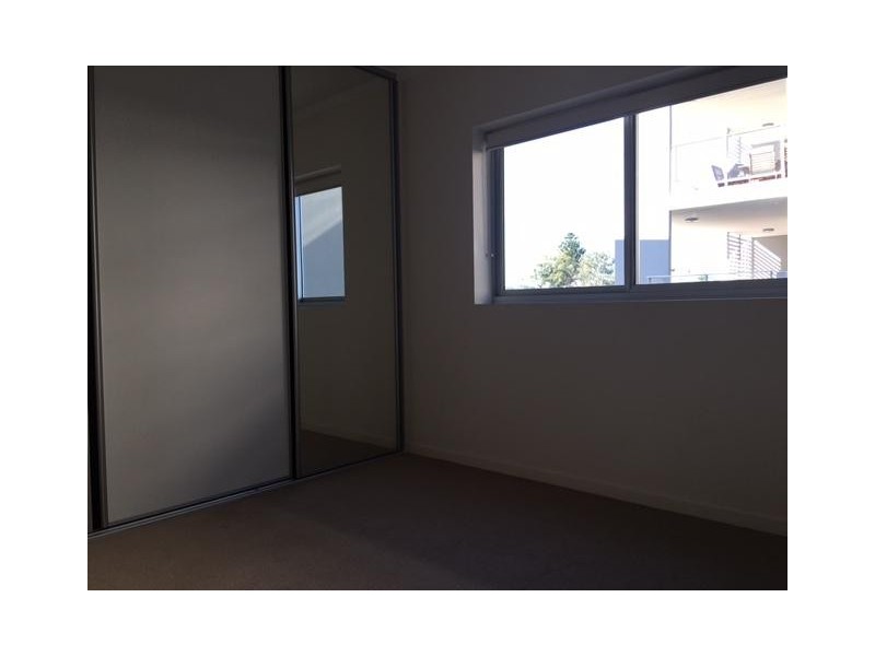 119 / 95 Clarence Road, Indooroopilly QLD 4068